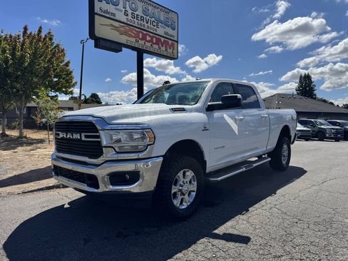 Used 2020 RAM 2500 Big Horn w/ Level 1 Equipment Group AWD/4WD image 1