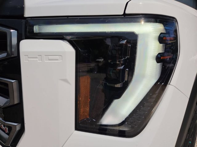Certified 2024 GMC Sierra 2500 AT4 w/ AT4 Premium Plus Package AWD/4WD image 10