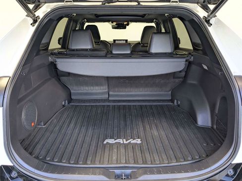 Used 2021 Toyota RAV4 XSE AWD/4WD image 2
