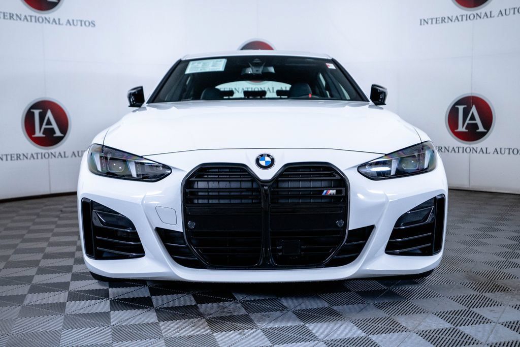 Used 2025 BMW 440i xDrive w/ Premium Package AWD/4WD image 2