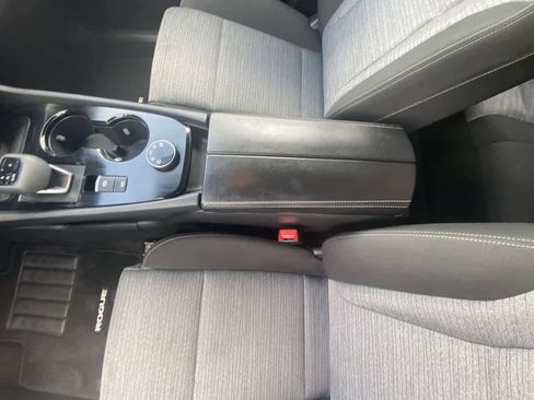 Used 2023 Nissan Rogue SV AWD/4WD image 20