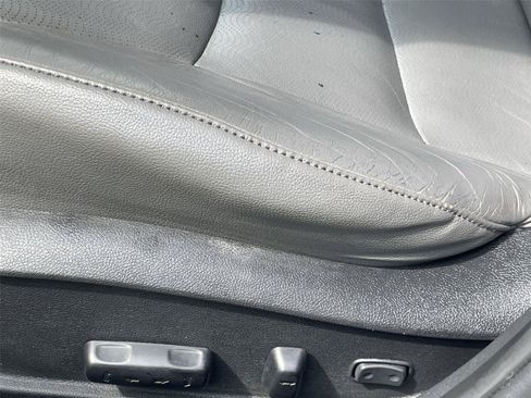 Used 2013 Hyundai Elantra Limited FWD image 13
