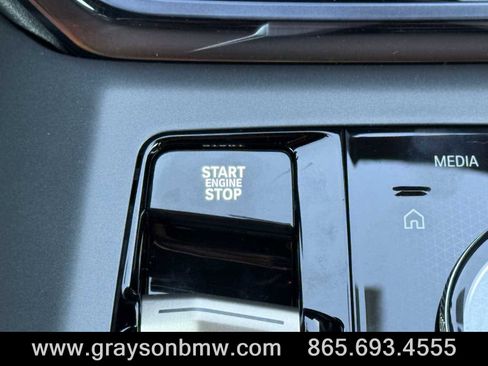 Used 2025 BMW X3 xDrive30i w/ Premium Package image 31