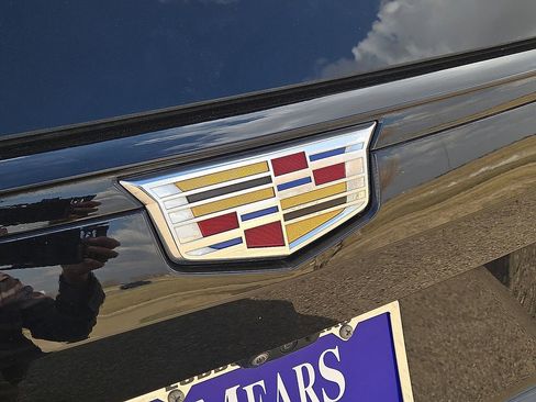 Used 2024 Cadillac Escalade V w/ Heavy-Duty Trailer Package image 13