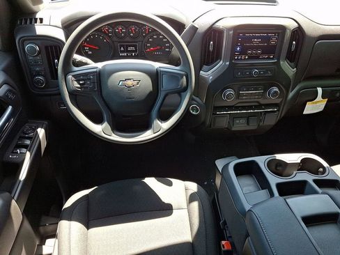 New 2026 Chevrolet Silverado 1500 Custom Trail Boss w/ LPO, Dark Essentials Package AWD/4WD image 8