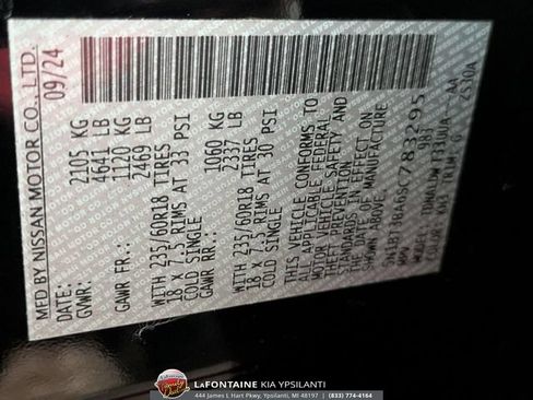 Used 2025 Nissan Rogue SV FWD image 31