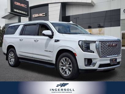 Used 2022 GMC Yukon XL Denali w/ Advanced Technology Package