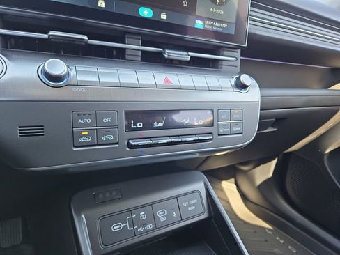 New 2026 Hyundai Kona SEL Premium AWD/4WD image 14