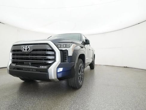 New 2026 Toyota Tundra Limited AWD/4WD image 32