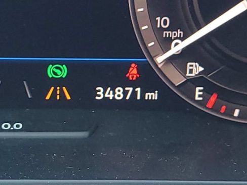 Used 2018 Volkswagen Tiguan SEL Premium AWD/4WD image 23