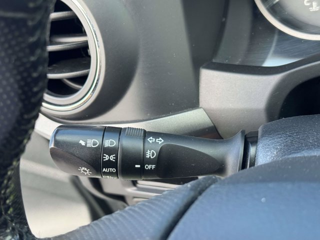 Used 2017 Toyota Tacoma TRD Sport w/ Premium & Technology Package AWD/4WD image 22