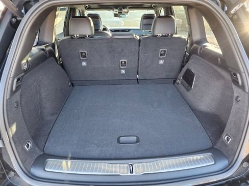 Used 2023 Jeep Grand Cherokee Overland w/ Luxury Tech Group IV image 26