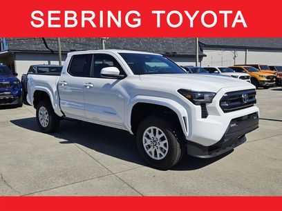 New 2025 Toyota Tacoma SR5