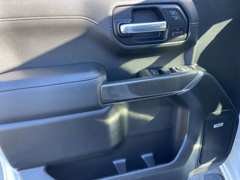 Used 2020 GMC Sierra 1500 AT4 w/ AT4 Premium Package image 7