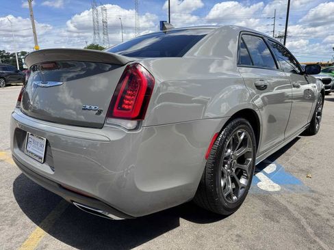 Used 2018 Chrysler 300 S w/ S Model Appearance Package RWD image 5