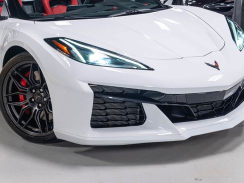Used 2023 Chevrolet Corvette Z06 RWD image 72