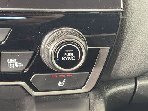 Used 2022 Honda CR-V EX image 23