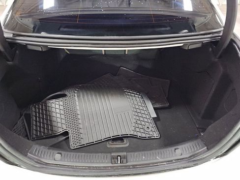 Used 2017 Mercedes-Benz E 300 w/ Premium 1 Package image 17