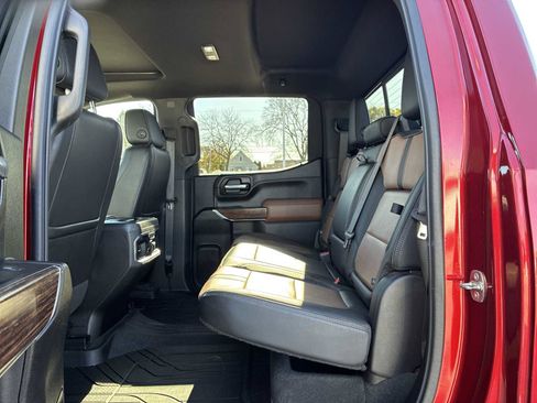 Used 2021 Chevrolet Silverado 1500 High Country image 25