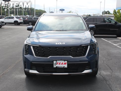 Used 2025 Kia Sorento EX FWD image 9