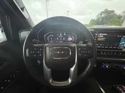 Used 2023 GMC Sierra 1500 SLT w/ SLT Premium Package AWD/4WD image 20