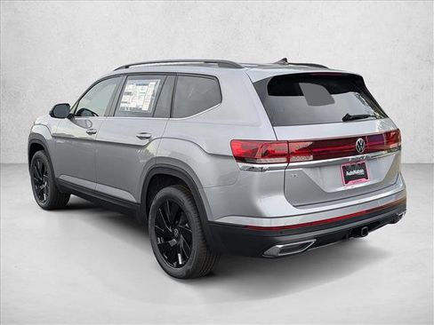 New 2026 Volkswagen Atlas SE image 7