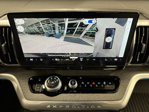 New 2026 Ford Expedition Tremor image 24