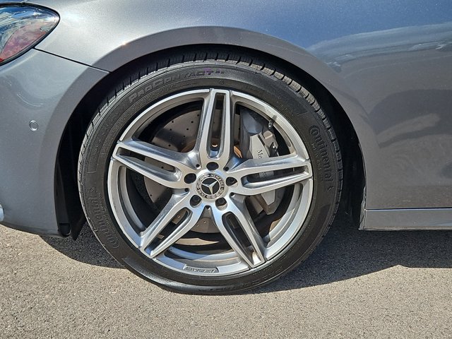 Used 2018 Mercedes-Benz E 300 image 24
