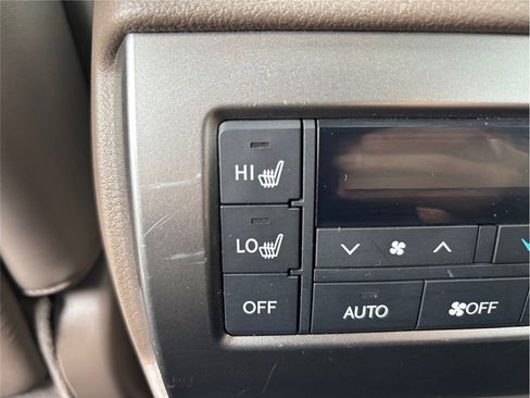 Used 2023 Lexus GX 460 Premium image 43