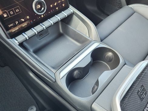 New 2026 GMC Terrain Denali image 32