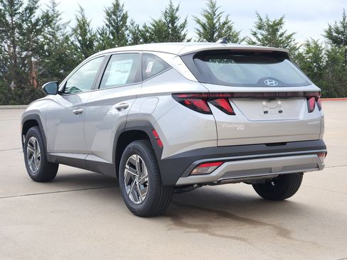 New 2026 Hyundai Tucson Blue SE AWD/4WD image 3
