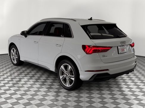 Used 2023 Audi Q3 2.0T Premium Plus w/ Premium Plus Package AWD/4WD image 3