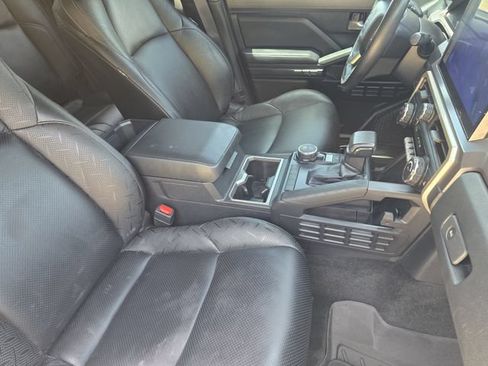 Certified 2025 Toyota Tacoma TRD Sport AWD/4WD image 13