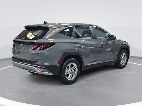 New 2026 Hyundai Tucson SE image 5