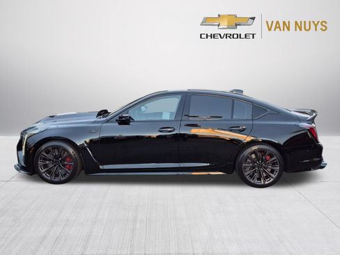 Used 2025 Cadillac CT5 V Blackwing w/ Super Cruise 1 Package RWD image 8