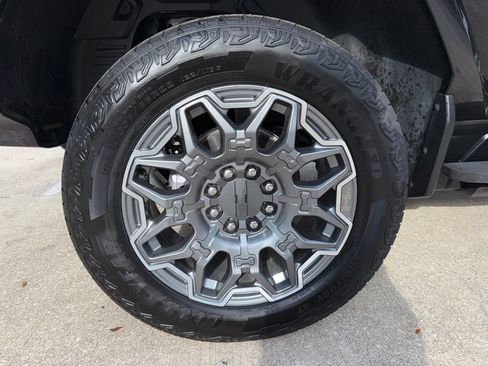 Used 2025 GMC Hummer EV 3X AWD/4WD image 60
