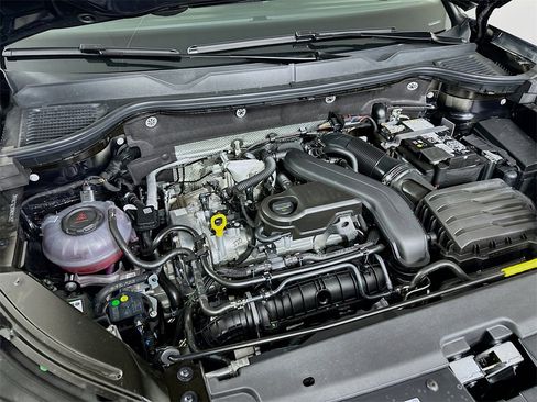 New 2025 Volkswagen Taos S image 26