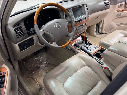 Used 2007 Lexus LX 470 4WD image 9