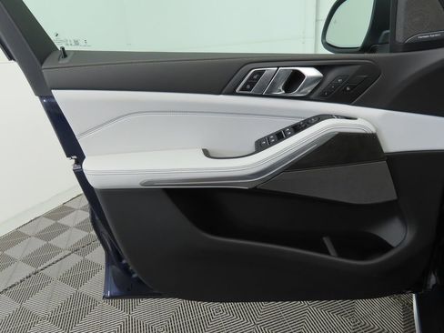 Used 2026 BMW X5 xDrive40i image 25