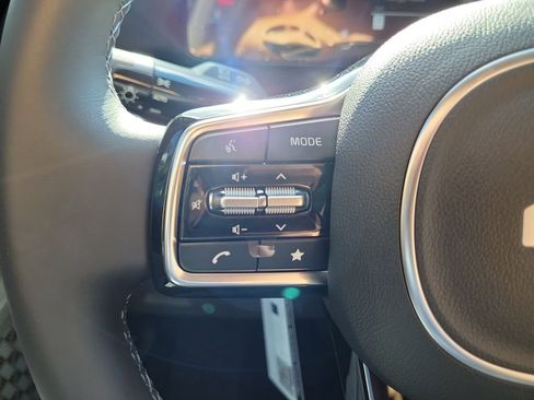 New 2026 Kia Carnival FWD image 25
