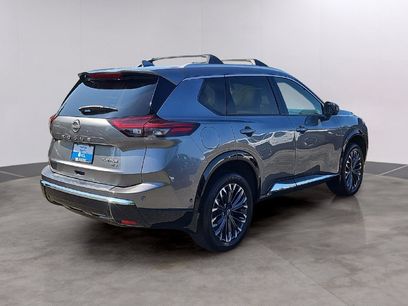 Used 2025 Nissan Rogue Platinum w/ Platinum Premium Package