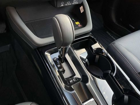 Used 2026 Subaru Forester Touring image 21