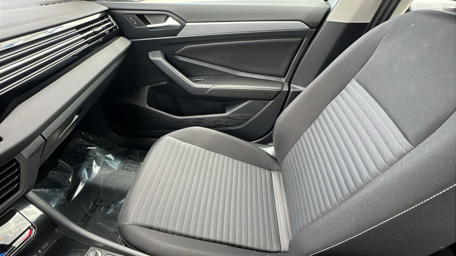 Certified 2026 Volkswagen Jetta S FWD image 12