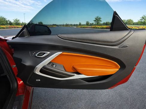 Used 2018 Chevrolet Camaro SS image 21