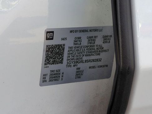 Used 2025 Cadillac Escalade Sport Platinum w/ LPO, Floor Liner Package AWD/4WD image 25
