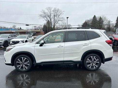 Used 2020 Subaru Forester Limited image 10