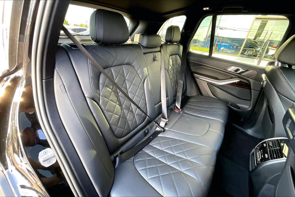 Used 2023 BMW X5 xDrive45e AWD/4WD image 37