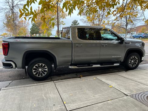 Used 2023 GMC Sierra 1500 SLE w/ X31 Off-Road Package image 2