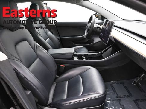 Used 2019 Tesla Model 3 Long Range image 17
