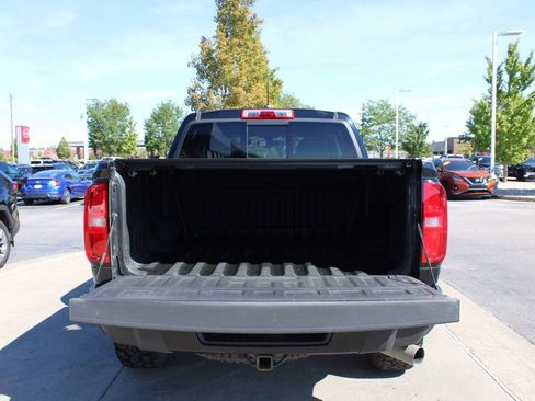 Used 2020 Chevrolet Colorado ZR2 image 10